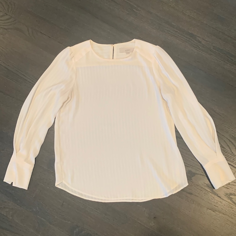 Loft Petites Cream Blouse in Small, Good Condition